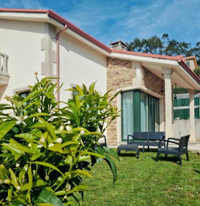 Villa Lucerna Pantin Luaran gambar